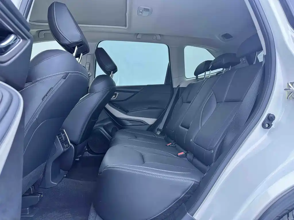 Forester 2022 2.0i AWD Deluxe Edition EyeSight купить на сайте DeffCars