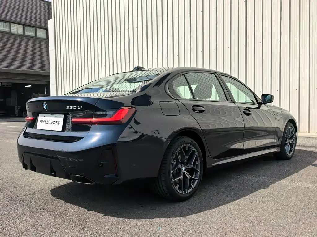 BMW 3 Series 2025 330Li M Sports Night Package купить на сайте DeffCars