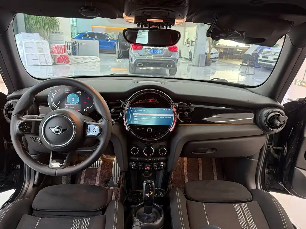 MINI 2022 1.5T COOPER Black Label Special Edition Five-Door Edition купить на сайте DeffCars