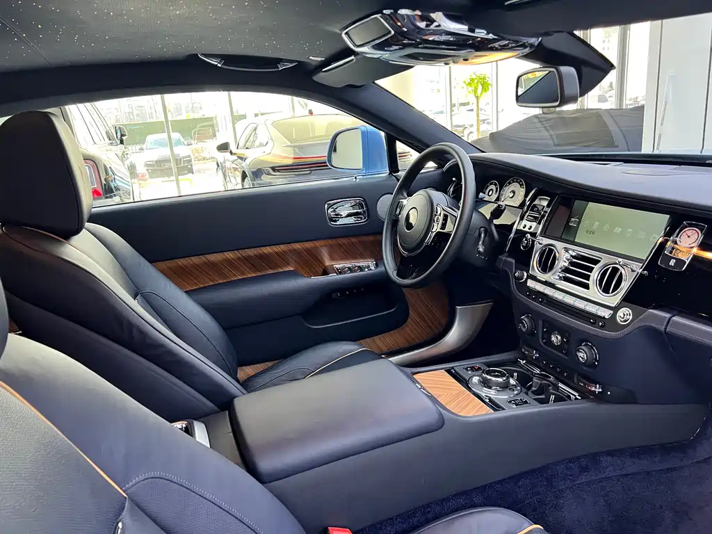 Phantom 2013 6.6T standard model купить на сайте DeffCars