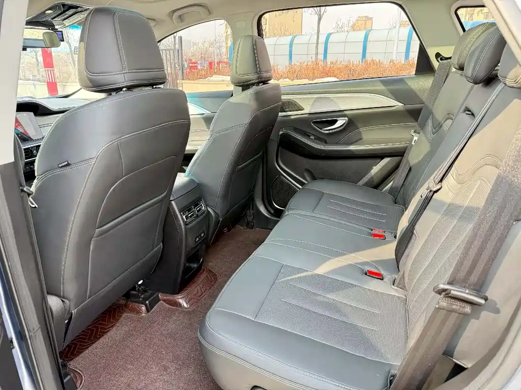 Jietu X90 PLUS 2021 1.6TD DCT villa 5 seats купить на сайте DeffCars