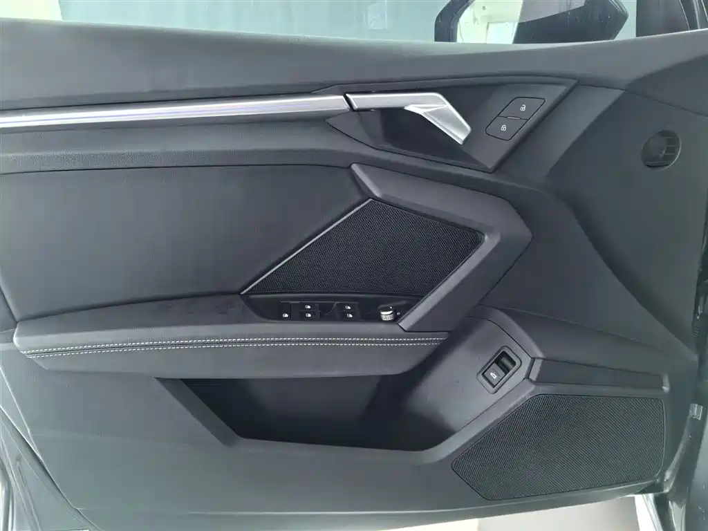 Audi A3 2024 Sportback 35 TFSI stylish and sporty купить на сайте DeffCars