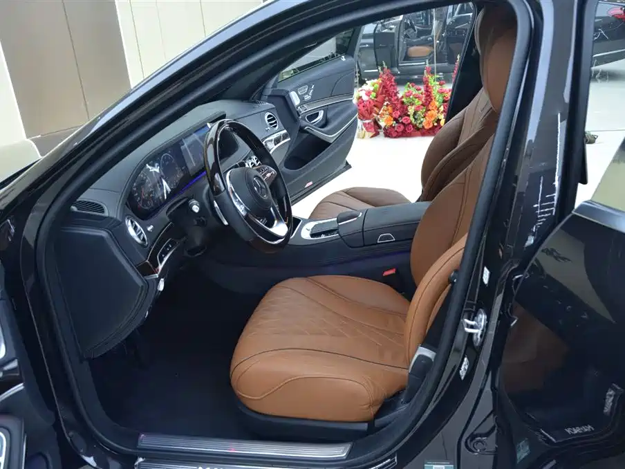 Maybach S-Class 2020 S 450 4MATIC Collector’s Edition купить на сайте DeffCars