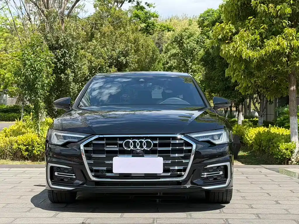 Audi A6L 2024 55 TFSI quattro exclusive dynamic model купить на сайте DeffCars
