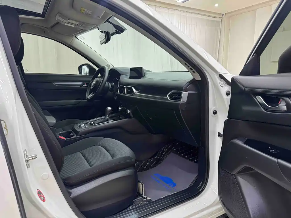 Mazda CX-5 2021 2.0L automatic two-wheel drive smart model купить на сайте DeffCars