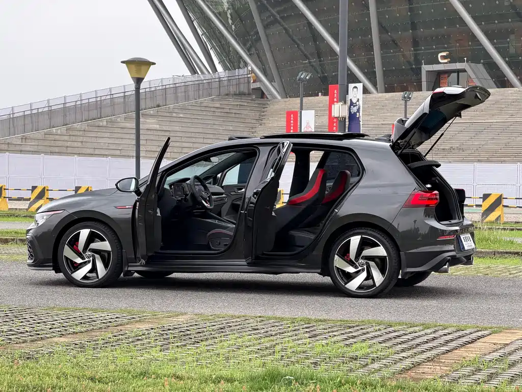 Golf GTI 2023 380TSI DSG GTI купить на сайте DeffCars