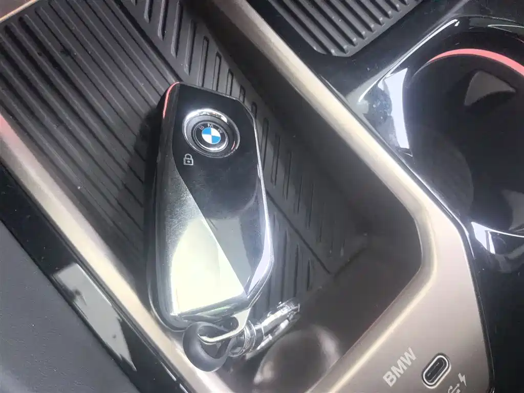 BMW 5 Series 2024 530Li Exclusive Luxury Package купить на сайте DeffCars
