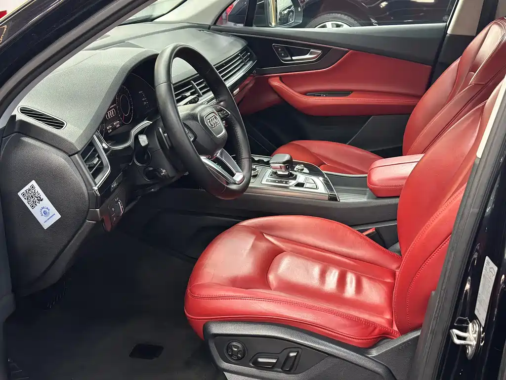 Audi Q7 2016 40 TFSI S line sports model купить на сайте DeffCars
