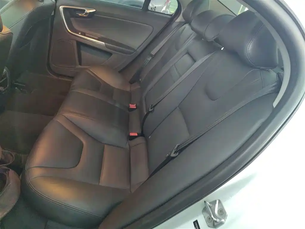 Volvo S60 2019 S60L T5 Zhiyuan Edition купить на сайте DeffCars