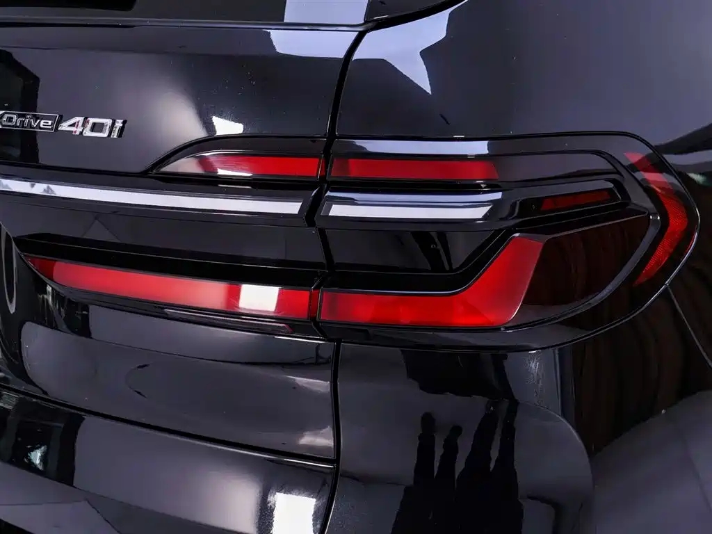 BMW X7 2023 xDrive40i Leading Luxury Package купить на сайте DeffCars