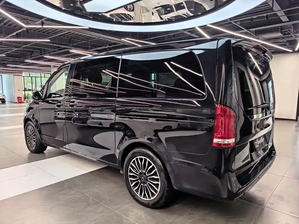 Mercedes-Benz V-Class 2018 V 260 Pilot Edition National V купить на сайте DeffCars