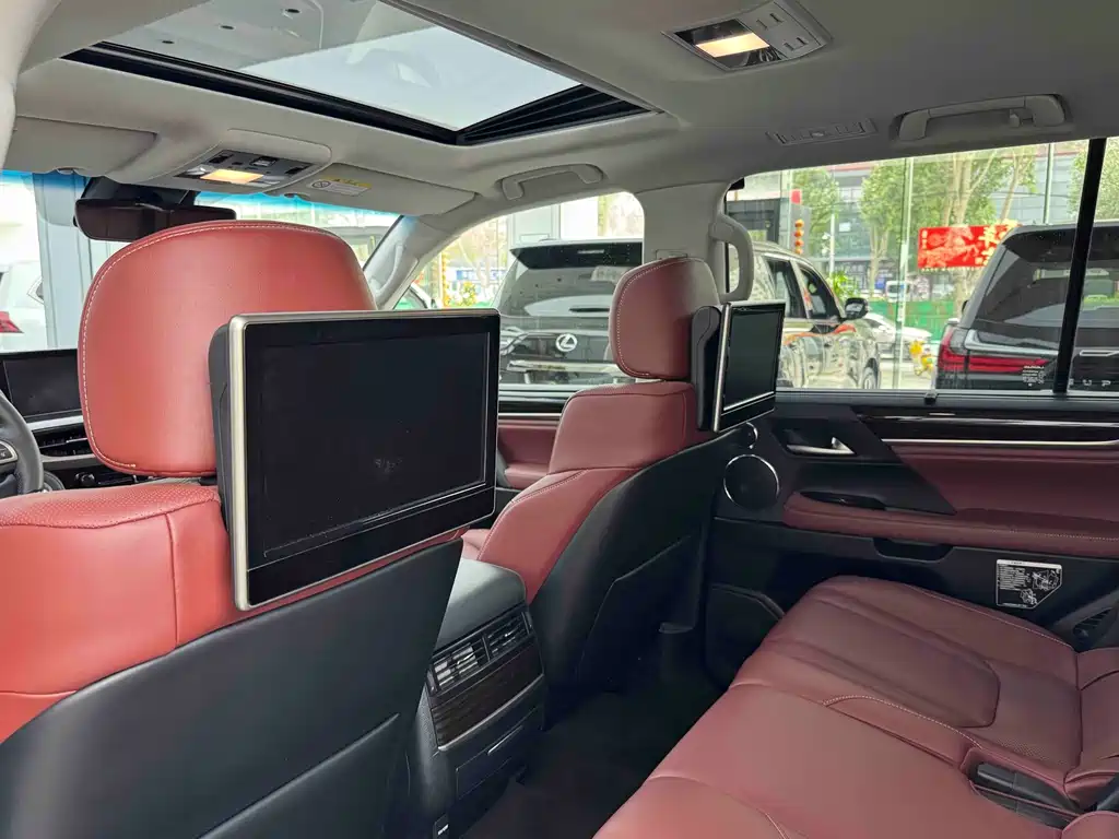 Lexus LX 2019 570 Premium Luxury Edition купить на сайте DeffCars