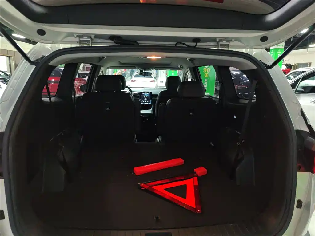 Kustu 2021 380TGDi Deluxe Edition DLX купить на сайте DeffCars