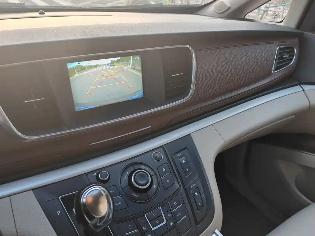 Buick GL8 2017 25S Premium Type National V купить на сайте DeffCars