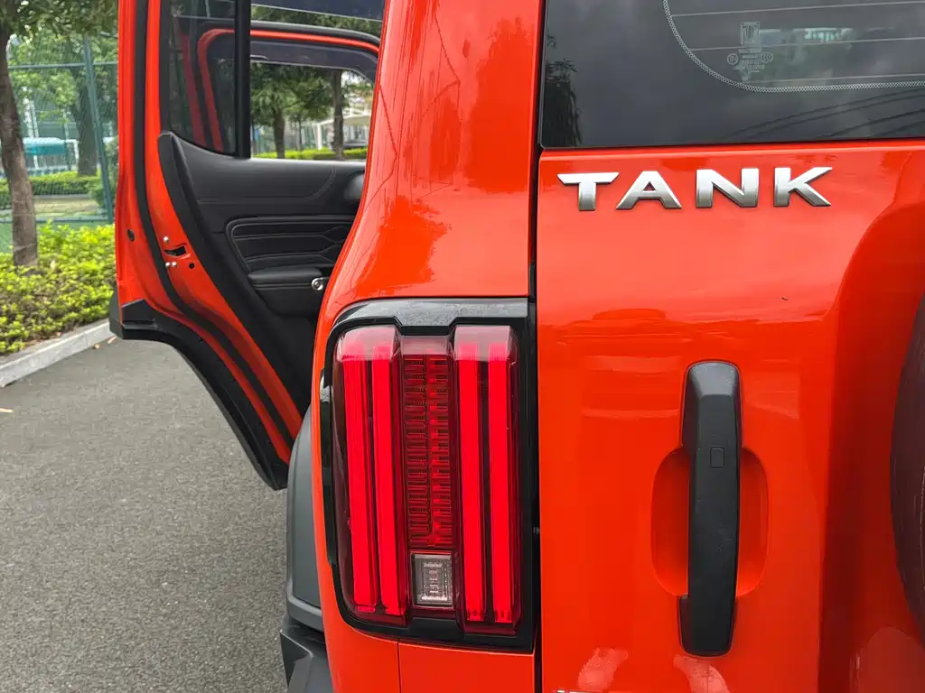 Tank 300 2021 Off-Road Version 2.0T Conqueror купить на сайте DeffCars