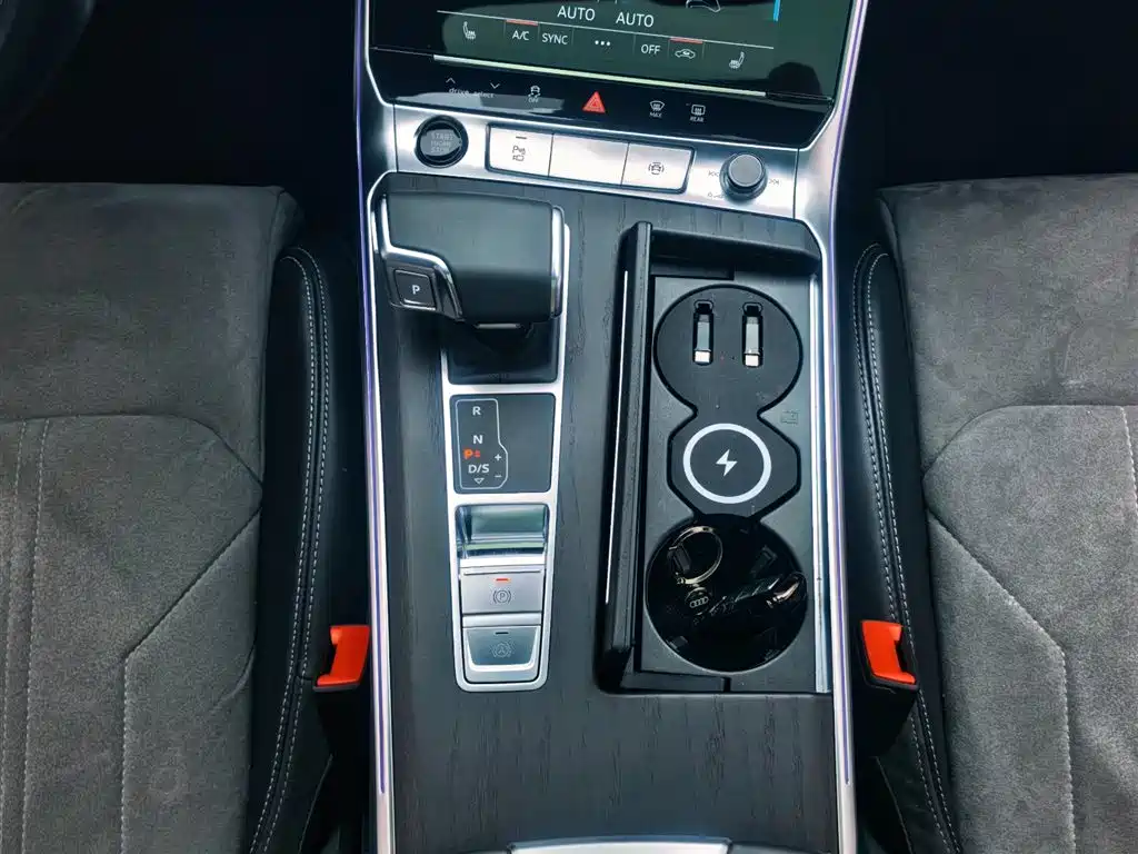 Audi A6L 2024 45 TFSI quattro premium dynamic model купить на сайте DeffCars