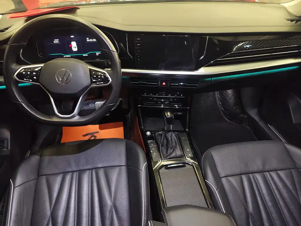 Passat 2023 facelift 330TSI luxury version купить на сайте DeffCars