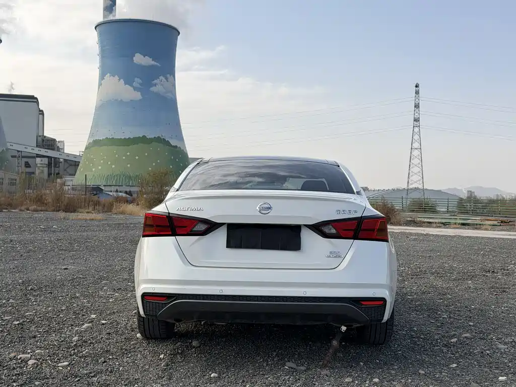 Teana 2021 2.0L XL Upper AD1 Smart Travel Pilot Edition купить на сайте DeffCars