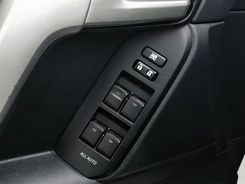 Prado 2018 3.5L automatic TX-L NAVI rear mounted spare tire купить на сайте DeffCars