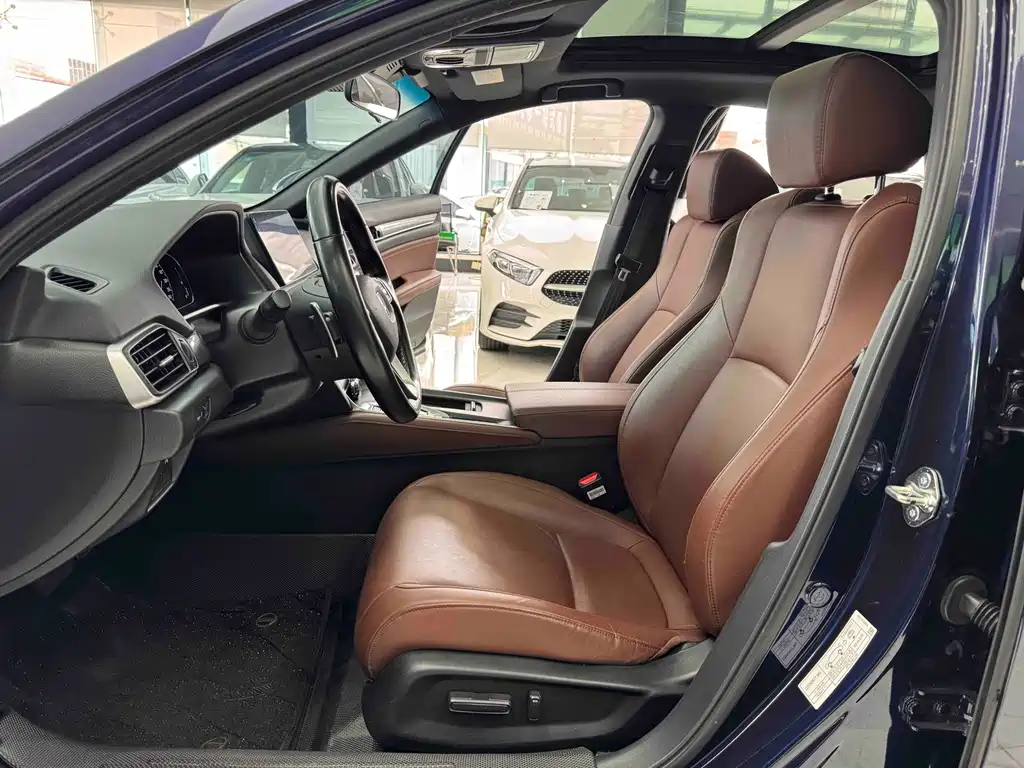 Inspire 2022 Hybrid 2.0L Clean Edition купить на сайте DeffCars