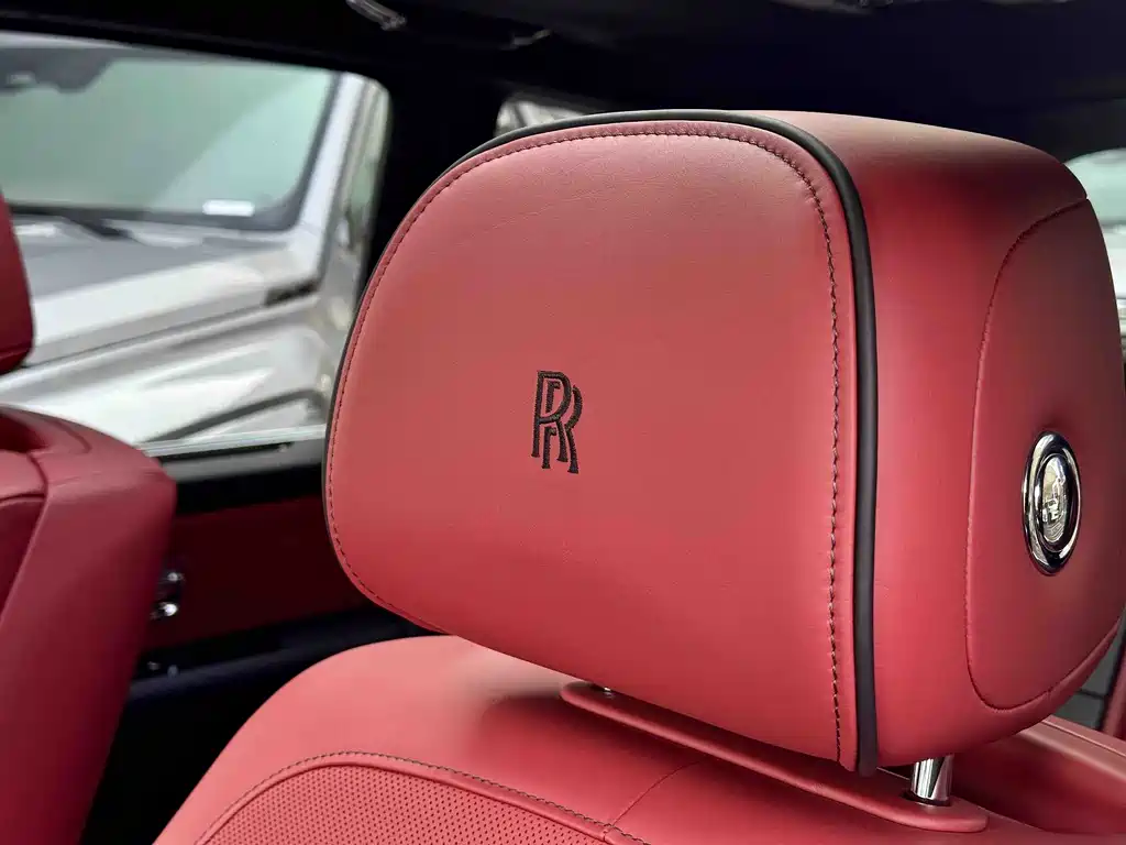 Cullinan 2018 four-seat version купить на сайте DeffCars