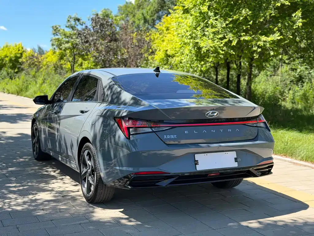 Elantra 2022 1.5L CVT Lux Premium Edition купить на сайте DeffCars