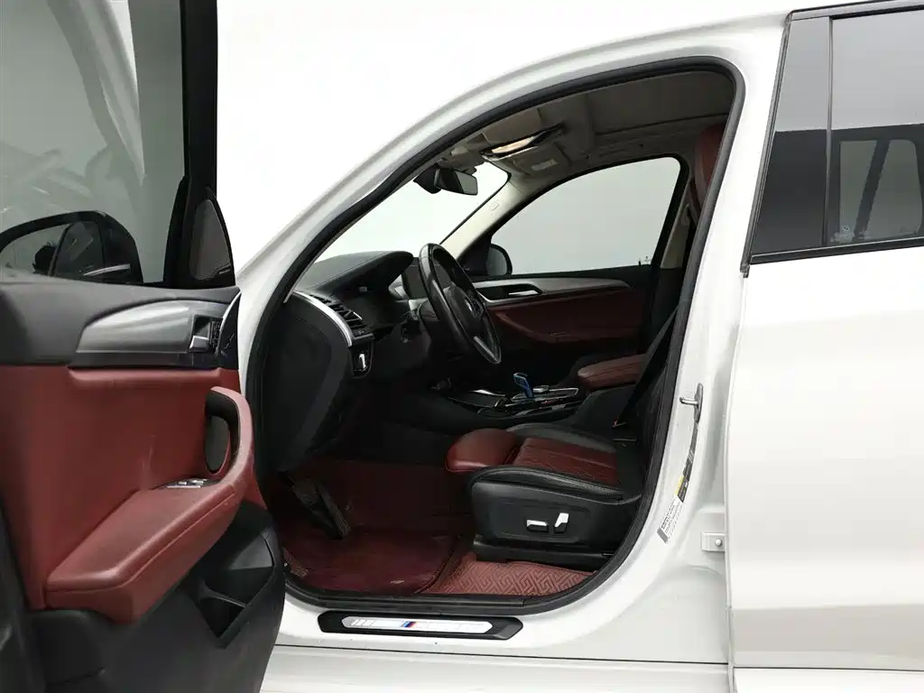BMW iX3 2022 innovative model купить на сайте DeffCars