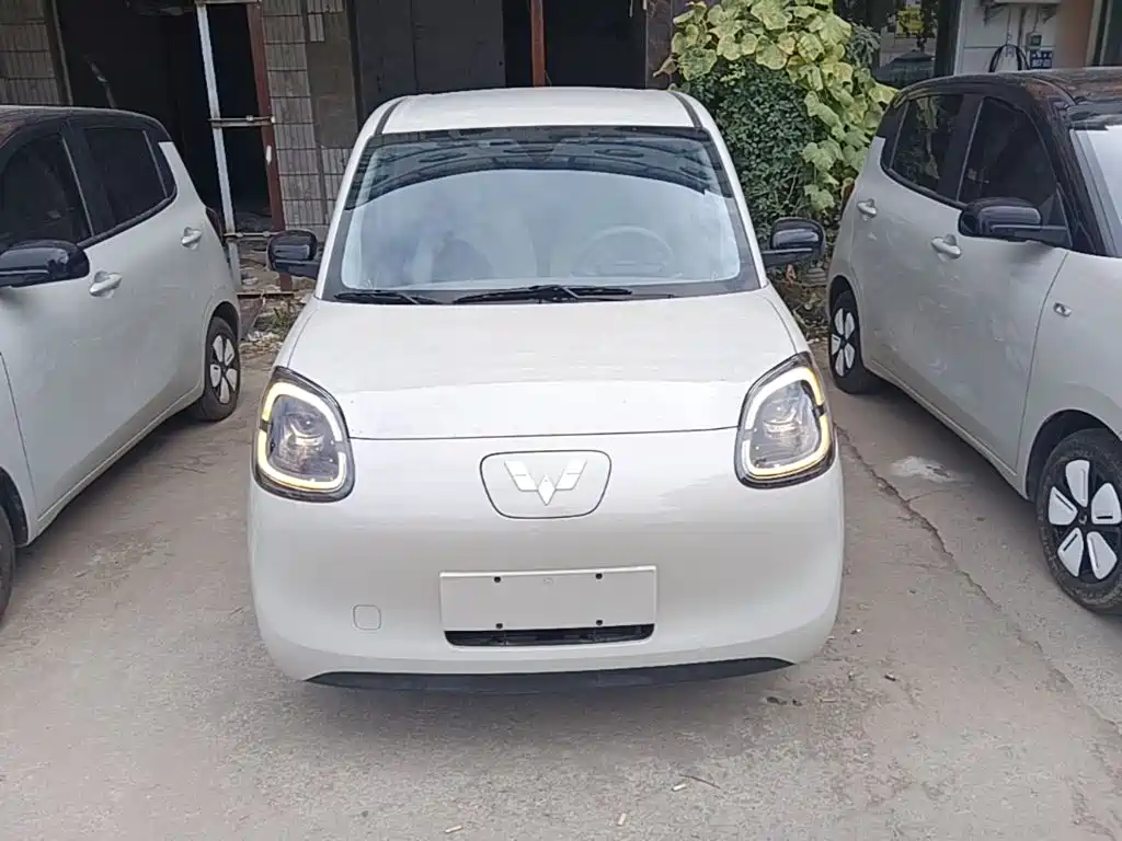 Hongguang MINIEV 2025 fourth generation four-door version advanced model купить на сайте DeffCars