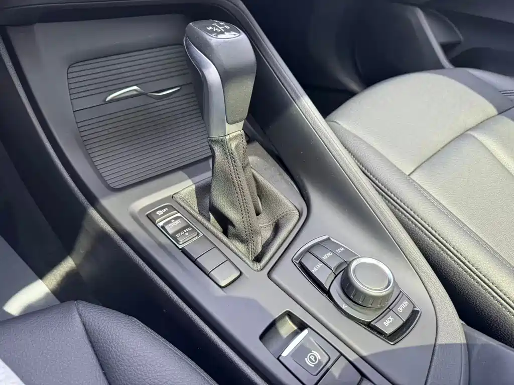BMW X1 2019 sDrive20Li Leading Model купить на сайте DeffCars