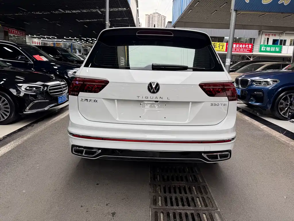 Tiguan L 2024 330TSI automatic two-wheel drive R-Line version купить на сайте DeffCars