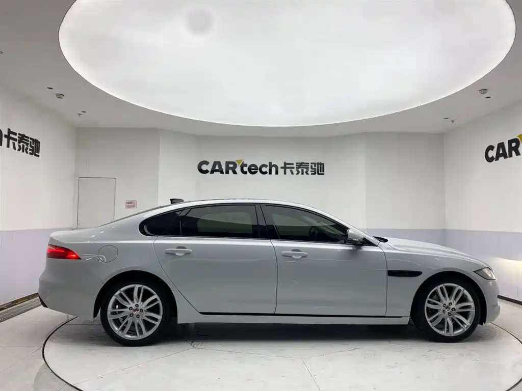 Jaguar XFL 2020 XFL 2.0T P200 two-wheel drive flagship version купить на сайте DeffCars