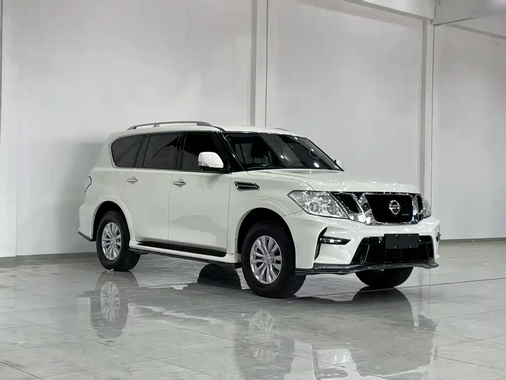 Patrol 2018 4.0L LinkedIn model купить на сайте DeffCars