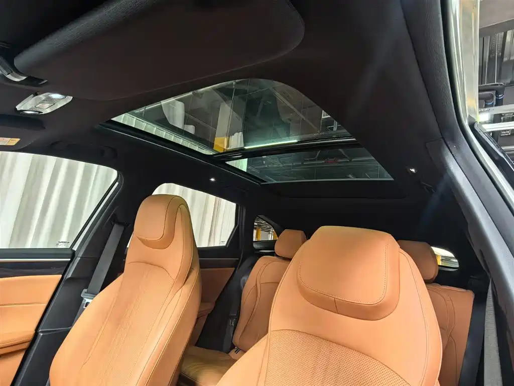 Galaxy L7 2025 EM-i 115km Discovery+ Edition купить на сайте DeffCars