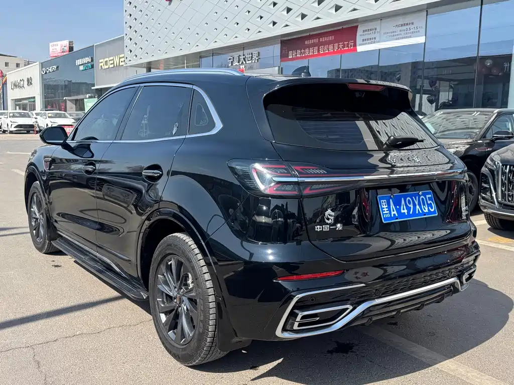 Hongqi HS5 2023 2.0T Qixiang Pro 500,000 Commemorative Edition купить на сайте DeffCars