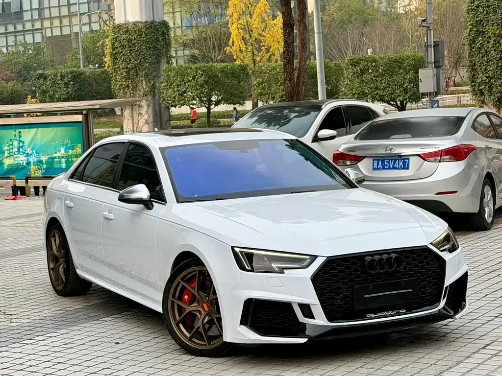 Audi A4L 2019 40 TFSI Enterprising National VI купить на сайте DeffCars