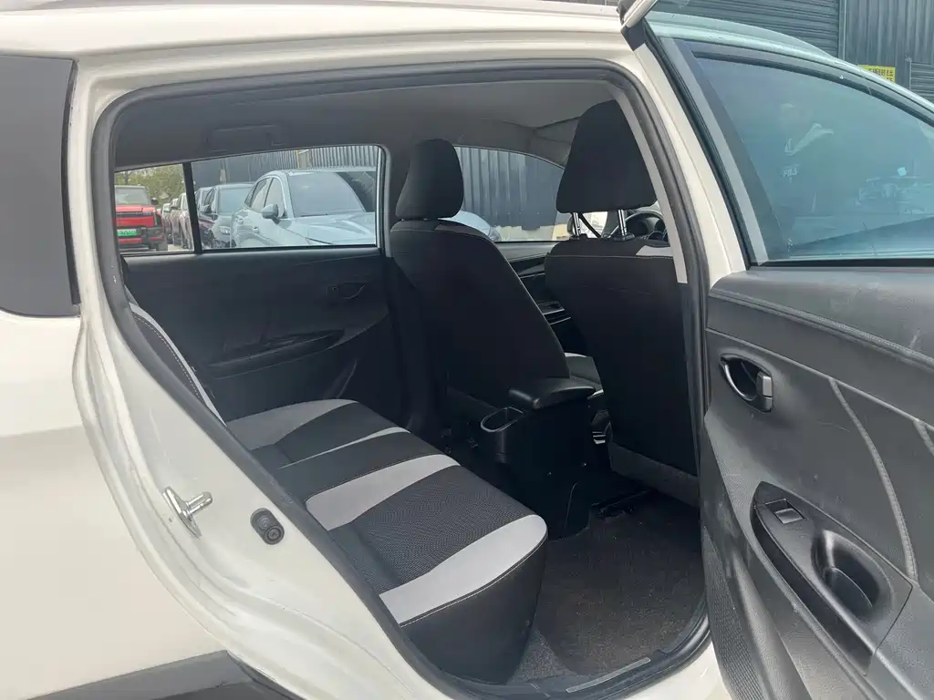 YARiS L Zhixuan 2022 model Zhixuan X 1.5L CVT leading PLUS version купить на сайте DeffCars