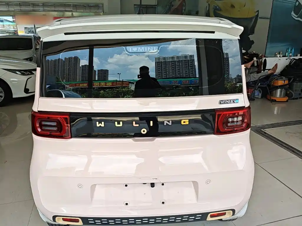 Hongguang MINIEV 2022 Yuexiang model lithium iron phosphate купить на сайте DeffCars
