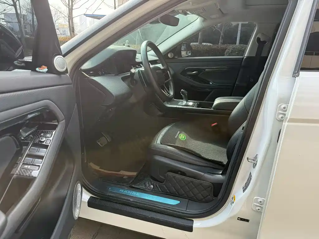 Range Rover Evoque 2021 Evoque L 200PS R-Dynamic Standard Elite Edition купить на сайте DeffCars