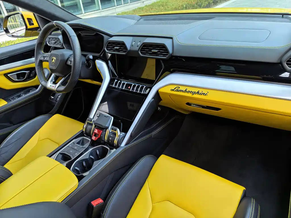 Urus 2021 4.0T V8 купить на сайте DeffCars