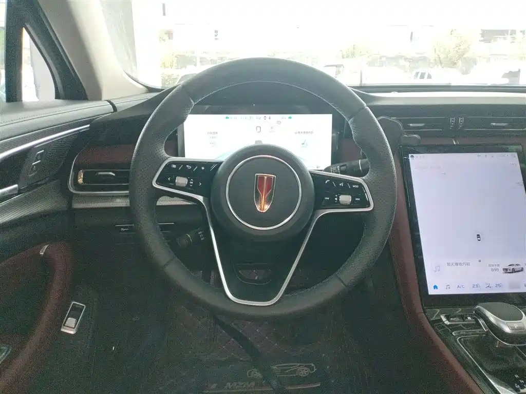 Hongqi H5 2024 2.0T Automatic Intelligent Connected Flag Edition купить на сайте DeffCars