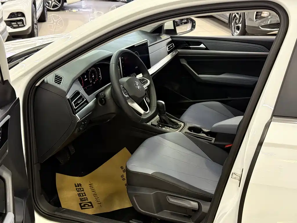 Lavida 2024 1.5L Automatic Starry Sky Five Million Edition купить на сайте DeffCars