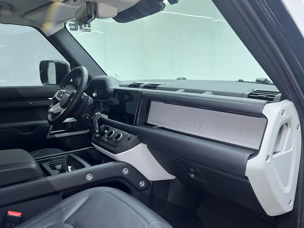 Land Rover Defender 2023 facelift 90 3.0T P400 XS купить на сайте DeffCars