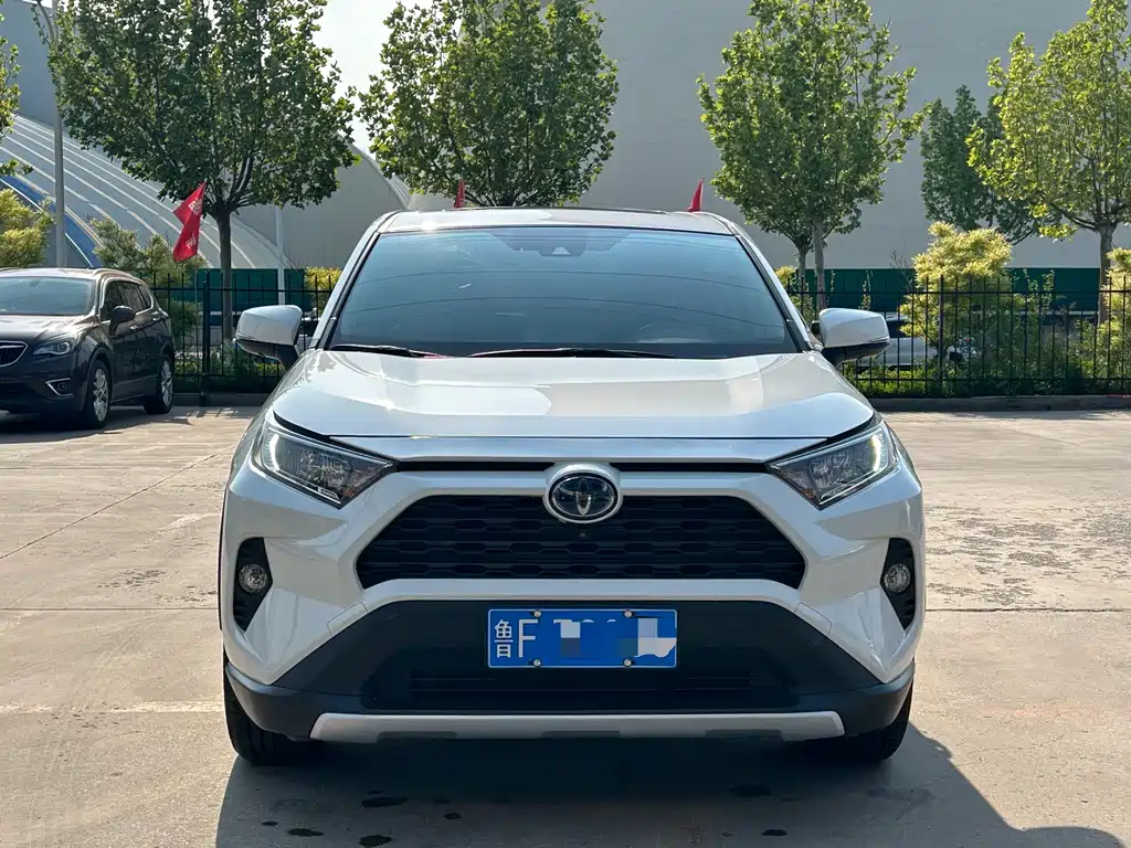 RAV4 Rongfang 2020 dual engine 2.5L E-CVT four-wheel drive elite PLUS version купить на сайте DeffCars