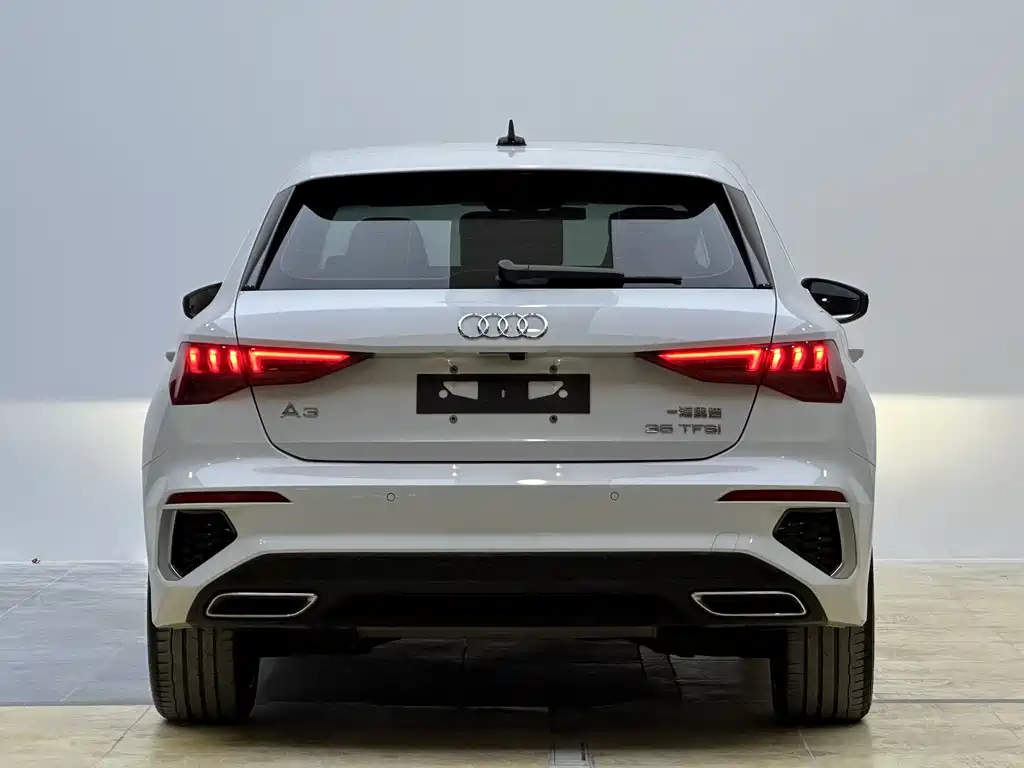 Audi A3 2021 Sportback 35 TFSI stylish and sporty купить на сайте DeffCars