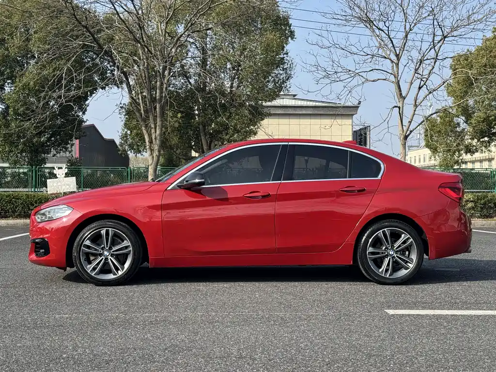 BMW 1 Series 2018 118i Sports купить на сайте DeffCars