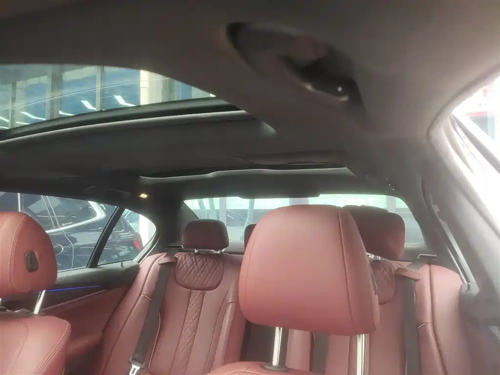 BMW 5 Series 2022 facelift 530Li leading M sports package купить на сайте DeffCars