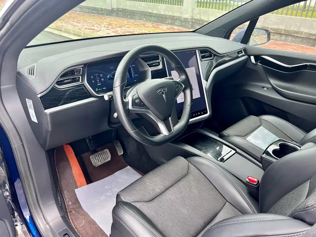 Model X 2017 Model X 100D Long Range Edition купить на сайте DeffCars