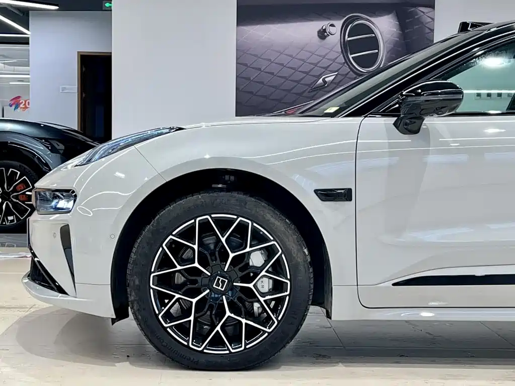 Jikrypton 001 2025 YOU version 100kWh four-wheel drive купить на сайте DeffCars