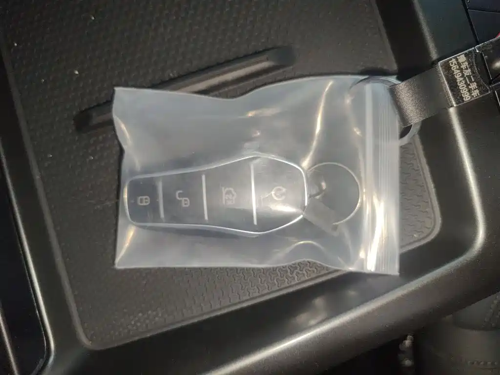 Qin PLUS 2025 DM-i Smart Driving Edition 128KM Enterprising Type купить на сайте DeffCars