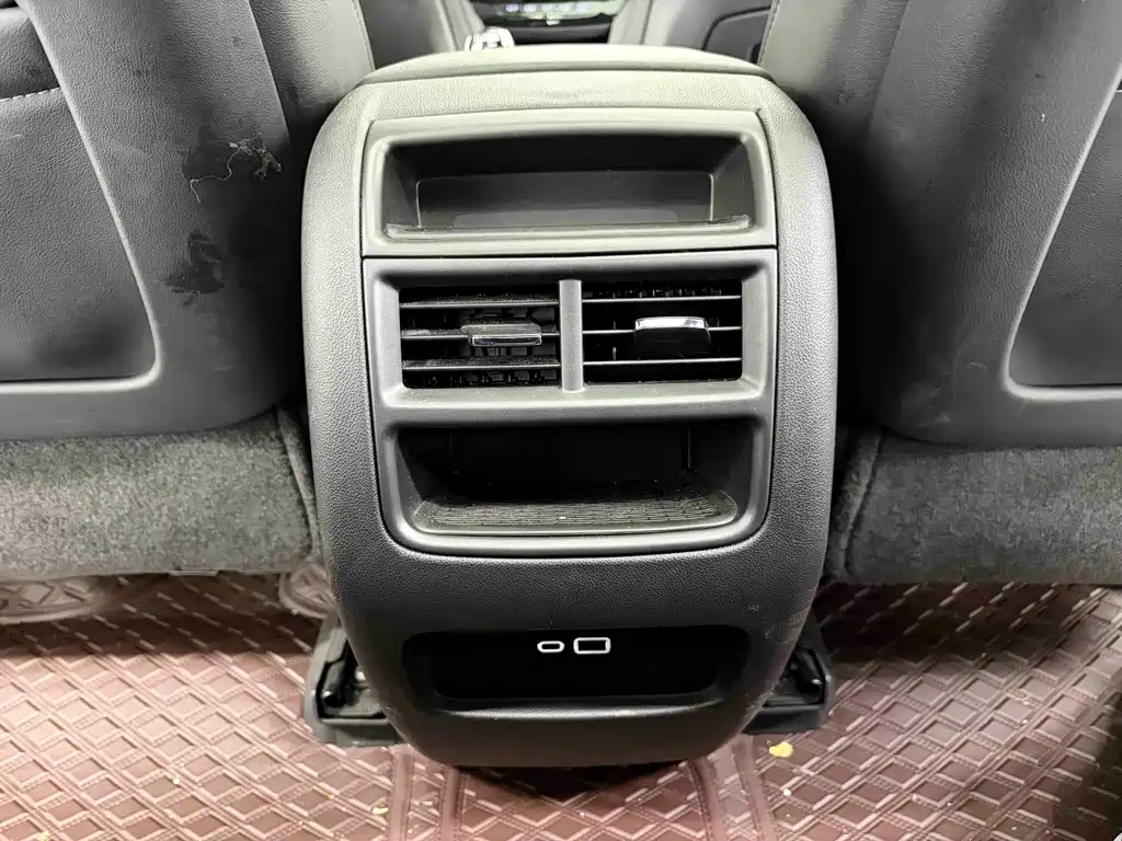 Cadillac XT5 2022 2.0T four-wheel drive luxury model (Hummingbird version) купить на сайте DeffCars